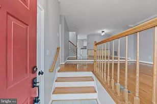 6804 Signature Cir, Alexandria, VA 22310 - Photo 3