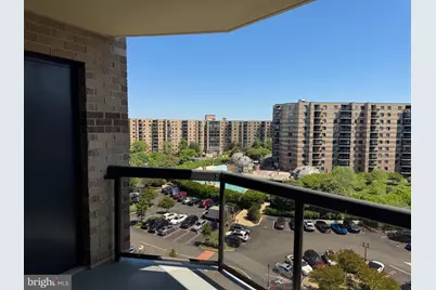 8360 Greensboro Drive #917, McLean, VA 22102 - Photo 3