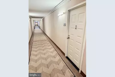8360 Greensboro Drive #917, McLean, VA 22102 - Photo 7