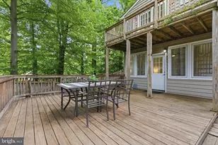 10174 Bessmer Ln, Fairfax, VA 22032 - Photo 71