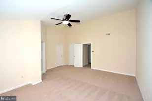 9425 Van Arsdale Dr, Vienna, VA 22181 - Photo 13