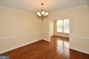 9425 Van Arsdale Dr, Vienna, VA 22181 - Photo 5