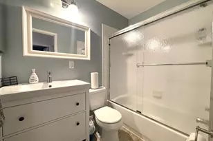 246 Commons Dr NW, Vienna, VA 22180 - Photo 11