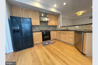 11451 Fogarty Court, Fairfax, VA 22030 - Photo 7