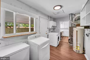 7418 Blackford St, Springfield, VA 22151 - Photo 17