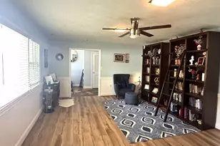 1100 Maple Ave E, Vienna, VA 22180 - Photo 7