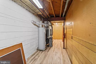 1100 Maple Avenue E, Vienna, VA 22180 - Photo 15