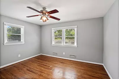 1100 Maple Avenue E, Vienna, VA 22180 - Photo 41