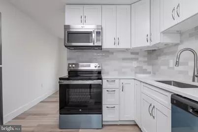 605 Center Street #T3, Herndon, VA 20170 - Photo 9