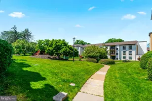 605 Center St, Herndon, VA 20170 - Photo 35