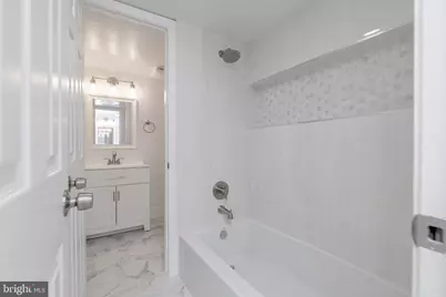 605 Center Street #T3, Herndon, VA 20170 - Photo 25