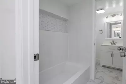 605 Center Street #T3, Herndon, VA 20170 - Photo 27