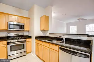 5121 Travis Edward Way, Centreville, VA 20120 - Photo 13