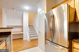 5121 Travis Edward Way, Centreville, VA 20120 - Photo 11