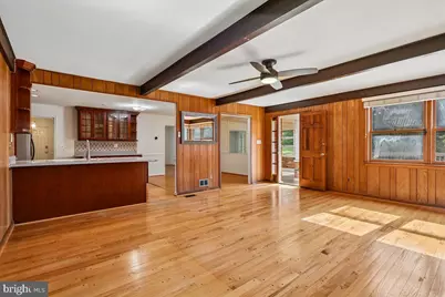 15125 Braddock Road #MAIN HOUSE, Centreville, VA 20120 - Photo 9