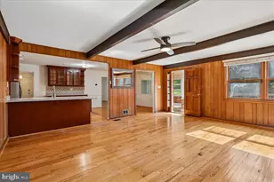 15125 Braddock Rd, Centreville, VA 20120 - Photo 9