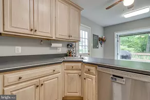 8307 Carrleigh Pkwy, Springfield, VA 22152 - Photo 9