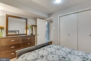 8307 Carrleigh Pkwy, Springfield, VA 22152 - Photo 29