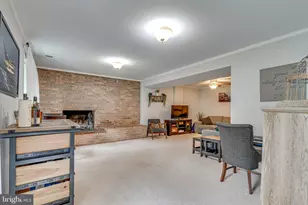 8307 Carrleigh Pkwy, Springfield, VA 22152 - Photo 23