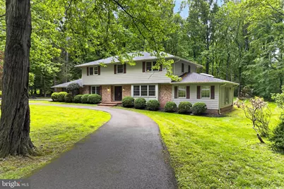 9507 Arnon Chapel Road, Great Falls, VA 22066 - Photo 3