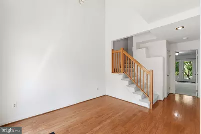 2709 Baronhurst Drive, Vienna, VA 22181 - Photo 3