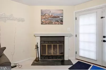 6320 Chimney Wood Court, Alexandria, VA 22306 - Photo 5