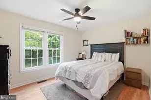 6320 Chimney Wood Ct, Alexandria, VA 22306 - Photo 13