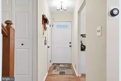 6320 Chimney Wood Court, Alexandria, VA 22306 - Photo 3