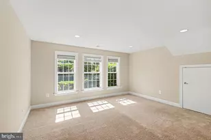 8046 Reserve Way, Vienna, VA 22182 - Photo 19