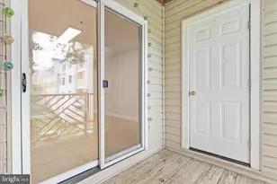 12241 Fairfield House Dr, Fairfax, VA 22033 - Photo 31