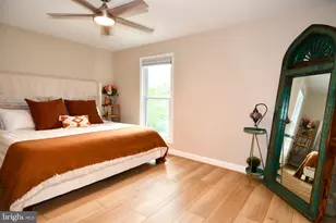 13703 Lynncroft Dr, Chantilly, VA 20151 - Photo 17