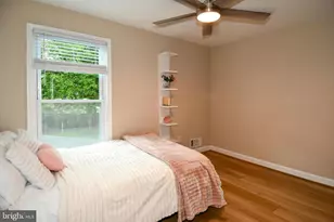 13703 Lynncroft Dr, Chantilly, VA 20151 - Photo 25