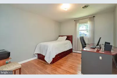 2843 Annandale Road, Falls Church, VA 22042 - Photo 17
