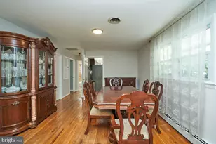 2843 Annandale Rd, Falls Church, VA 22042 - Photo 7