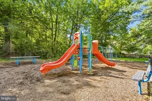 5002 McFarland Dr, Fairfax, VA 22032 - Photo 33