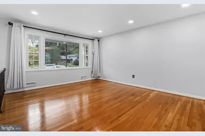 5023 King Richard Drive, Annandale, VA 22003 - Photo 7