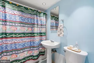 2326 Freetown Ct, Reston, VA 20191 - Photo 21