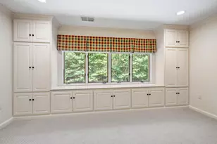 2402 Oakmont Ct, Oakton, VA 22124 - Photo 35