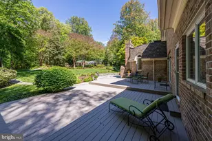 2402 Oakmont Ct, Oakton, VA 22124 - Photo 27