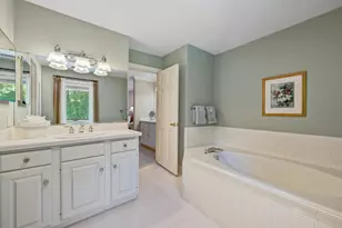 2402 Oakmont Ct, Oakton, VA 22124 - Photo 39