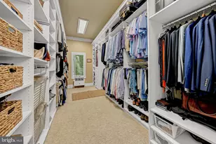 2402 Oakmont Ct, Oakton, VA 22124 - Photo 25