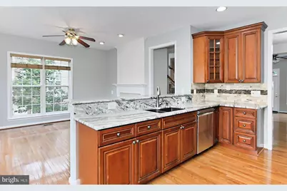 14011 Tanners House Way, Centreville, VA 20121 - Photo 11
