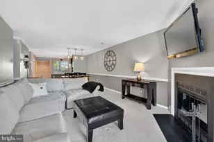 2974 Yarling Ct, Falls Church, VA 22042 - Photo 7