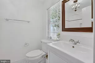 2974 Yarling Ct, Falls Church, VA 22042 - Photo 17