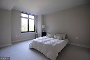 2451 Midtown Ave, Alexandria, VA 22303 - Photo 3
