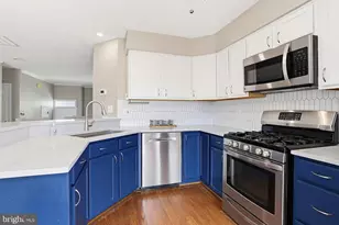 6891 Signature Cir, Alexandria, VA 22310 - Photo 11