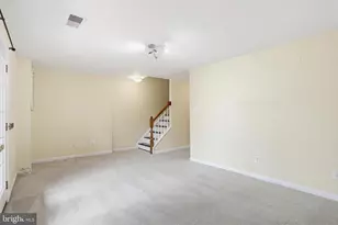 6891 Signature Cir, Alexandria, VA 22310 - Photo 29