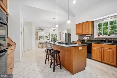 9103 Lynchburg Court, Fairfax, VA 22032 - Photo 11