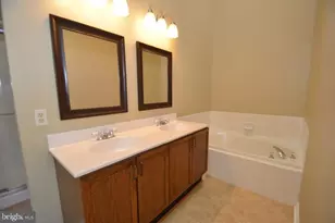 6228 Walkers Croft Way Walkers Croft, Alexandria, VA 22315 - Photo 13