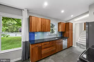 12484 Wendell Holmes Rd, Herndon, VA 20171 - Photo 15